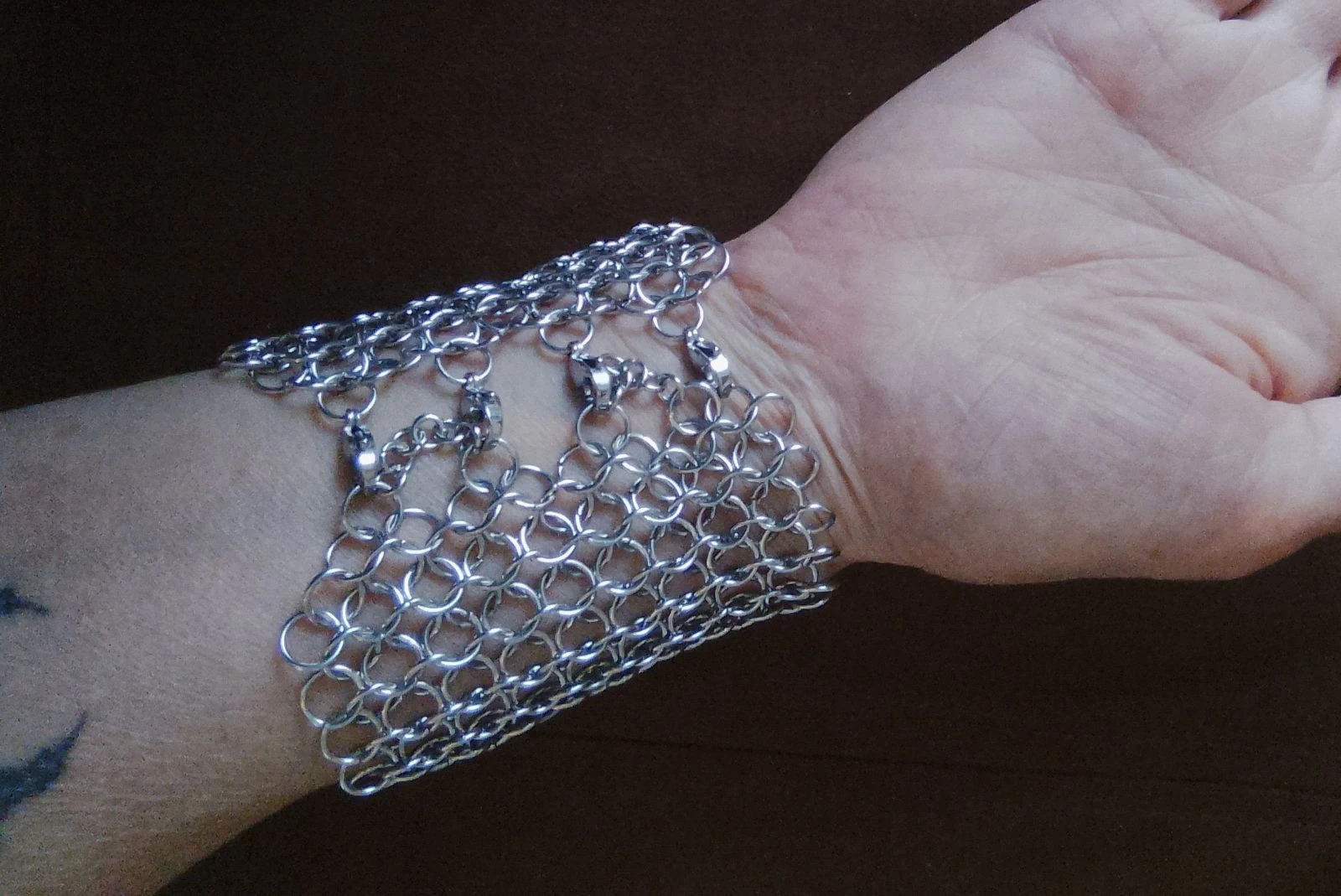 Brazalete de puño de cadena de malla europea estilo gótico unisexo – photo 3